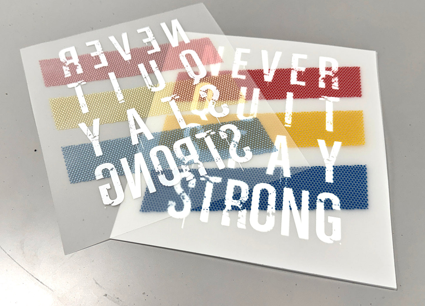 Kostenloses Musterpaket – DTF + UV-Sticker