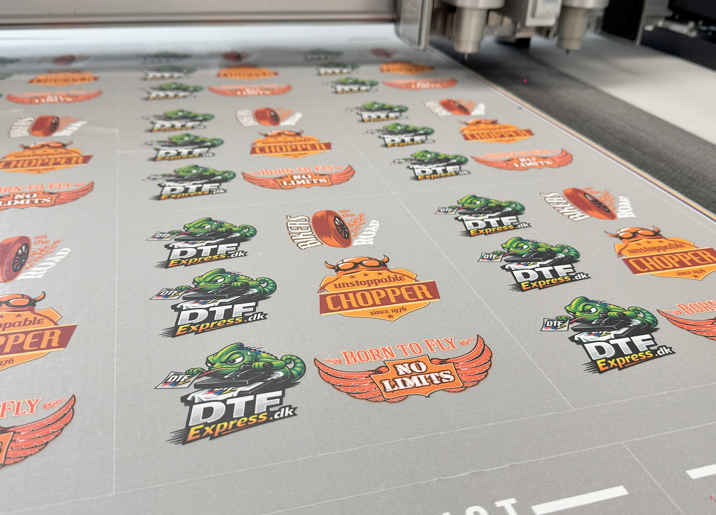 Kostenloses Musterpaket – DTF + UV-Sticker